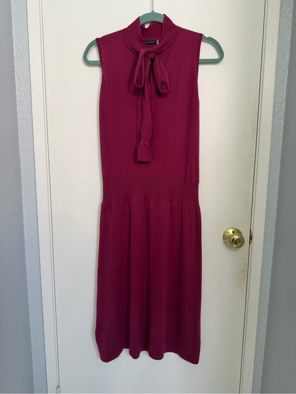 Magaschoni Silk Cashmere Sleeveless Tie-Neck Midi Dress in Deep Berry Size M